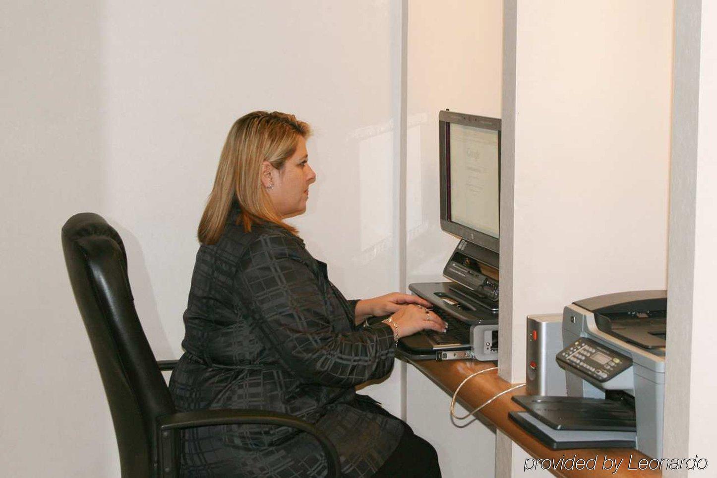 فندق هامبتون إن بيكرسفيلد-سنترال المرافق الصورة